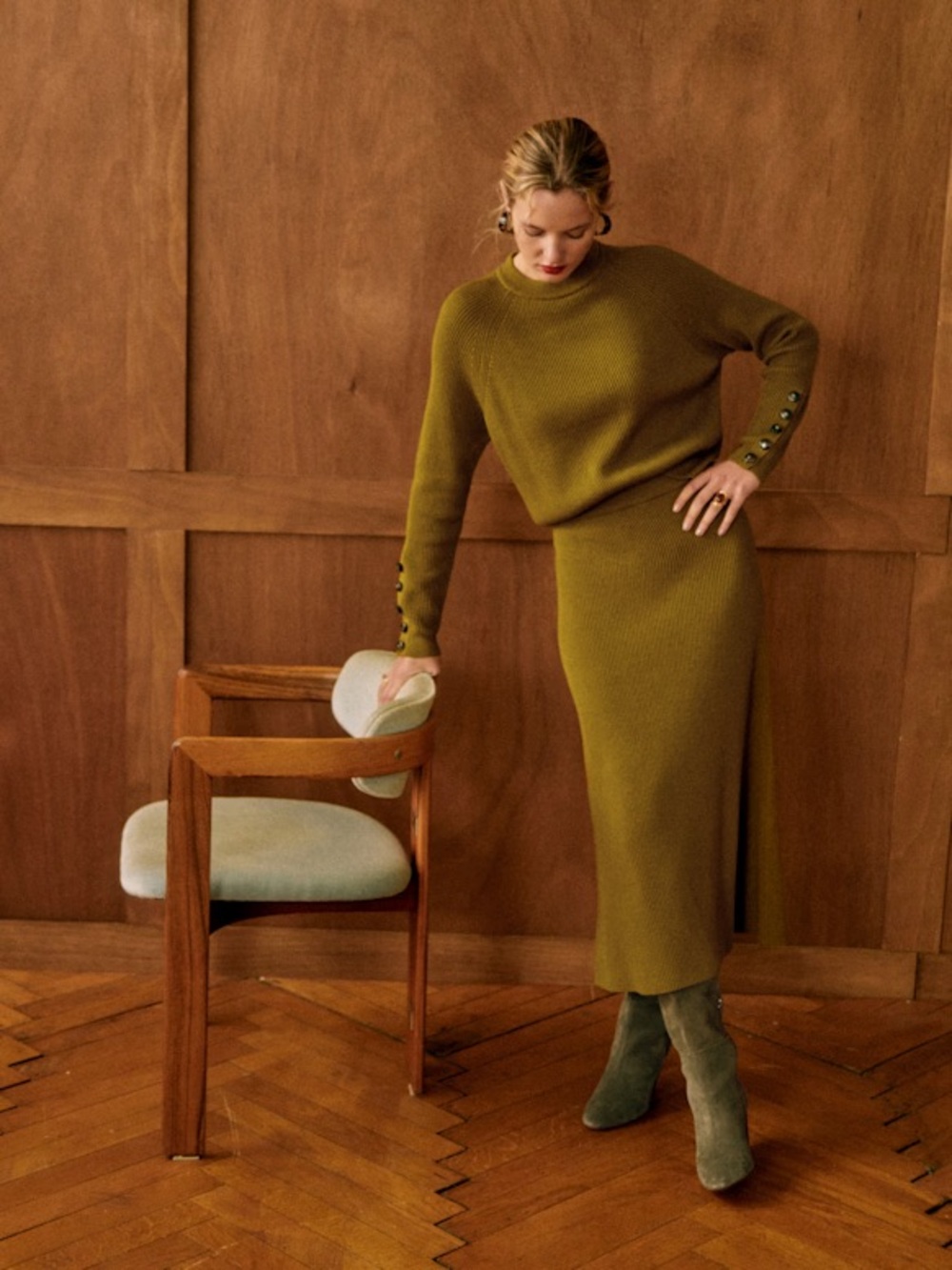 Sézane Nalle Skirt in Olive Green - Picture 6 of 8
